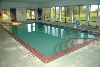 Holiday Inn Express, photographed by a Google contributor